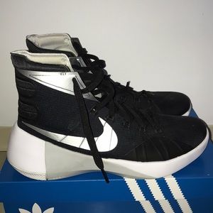 Nike Hyperdunk 2015
